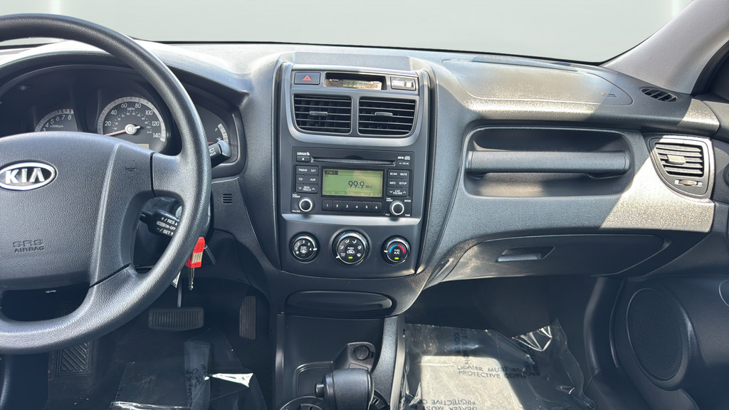 Used 2009 Kia Sportage LX FWD image 15