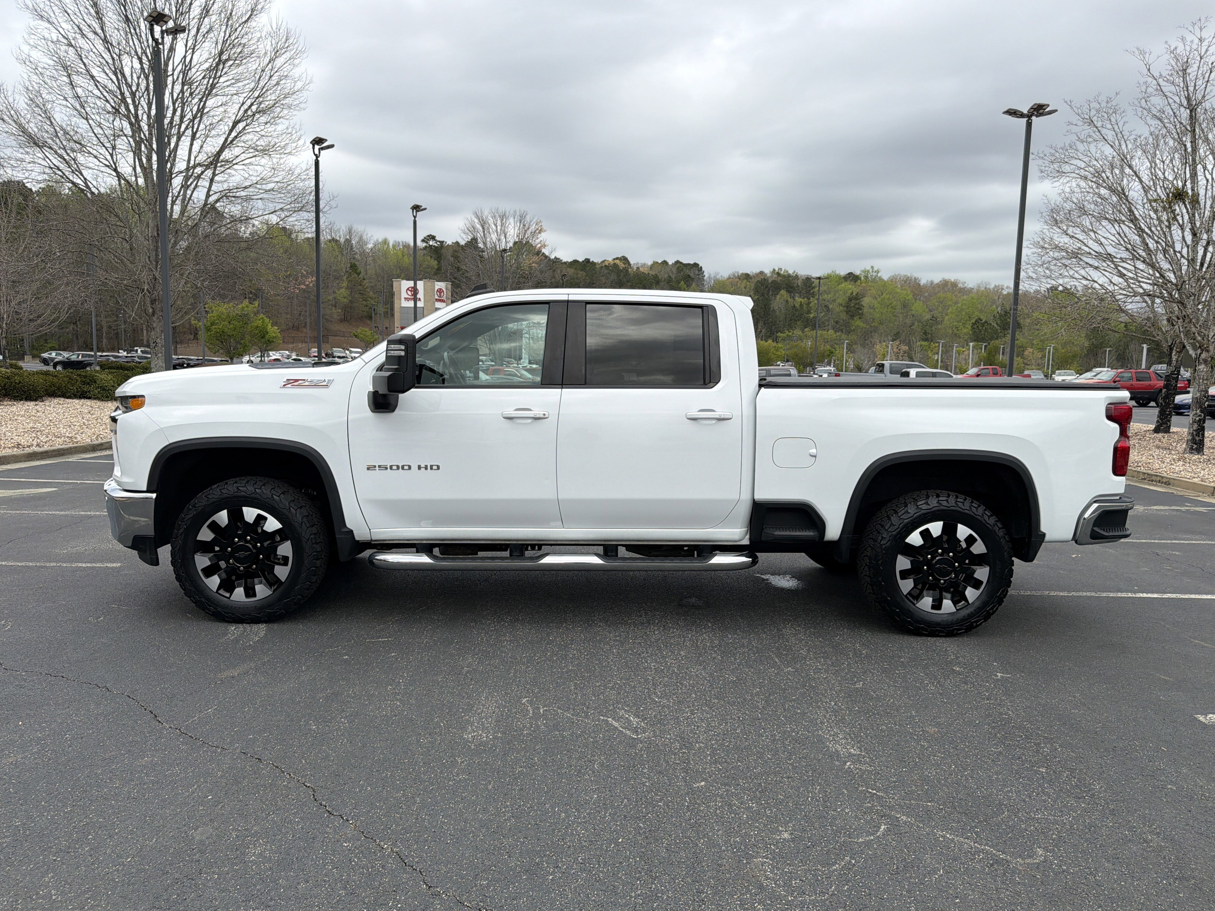 Used 2020 Chevrolet Silverado 2500 LT w/ All Star Edition image 8