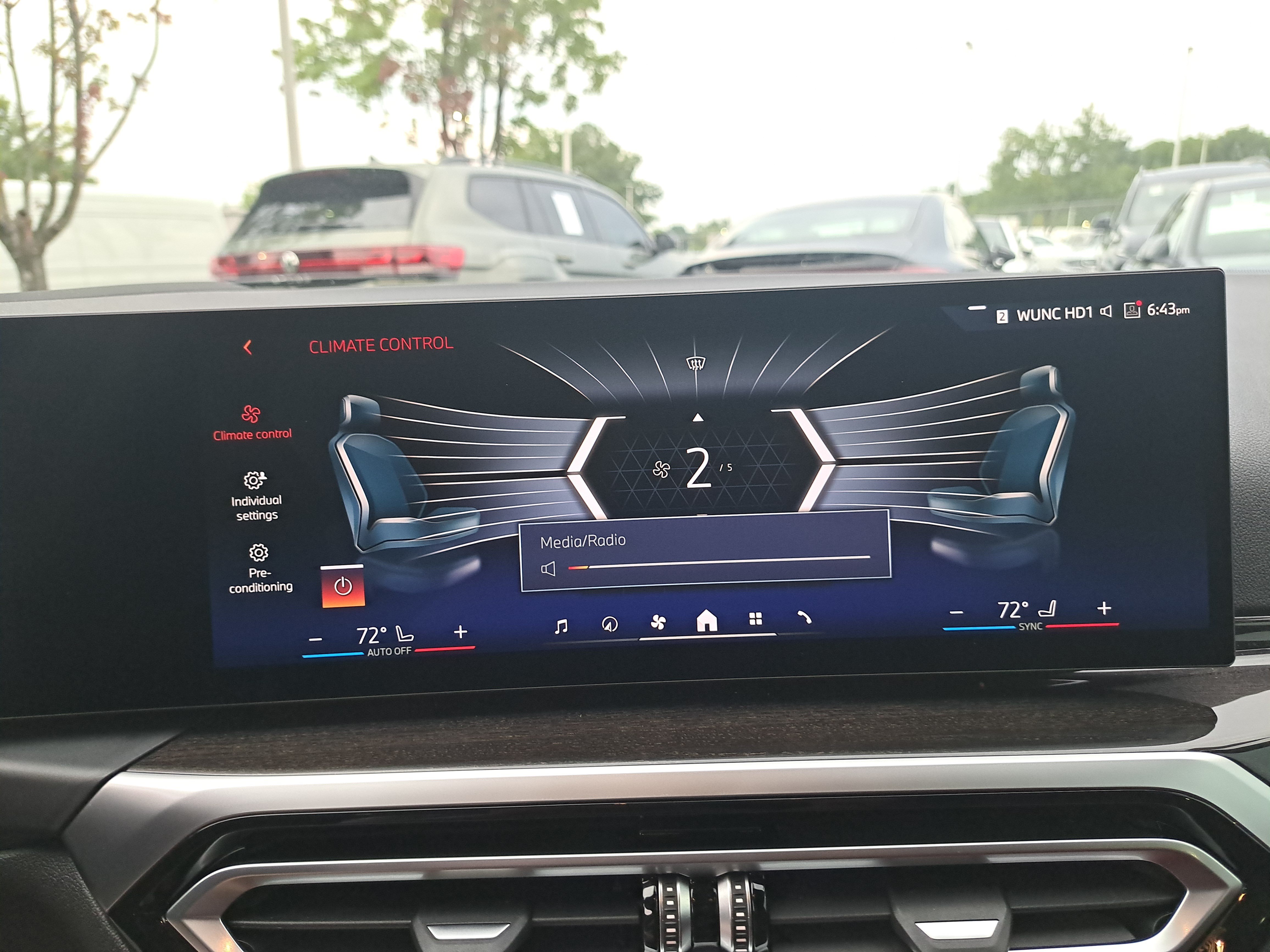 Used 2024 BMW i4 eDrive35 w/ Premium Package RWD image 21