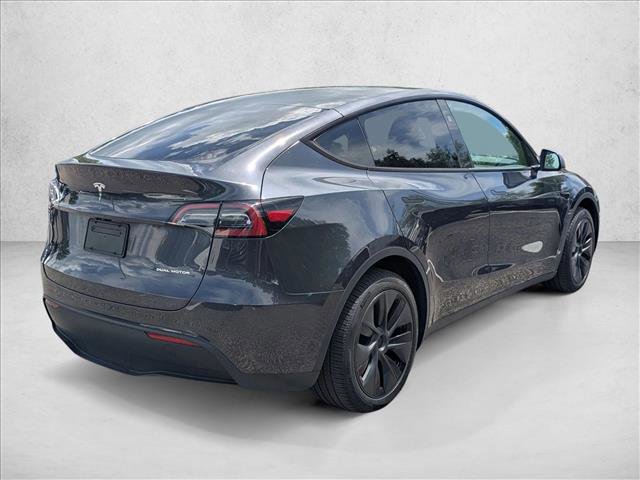Used 2024 Tesla Model Y Long Range image 5