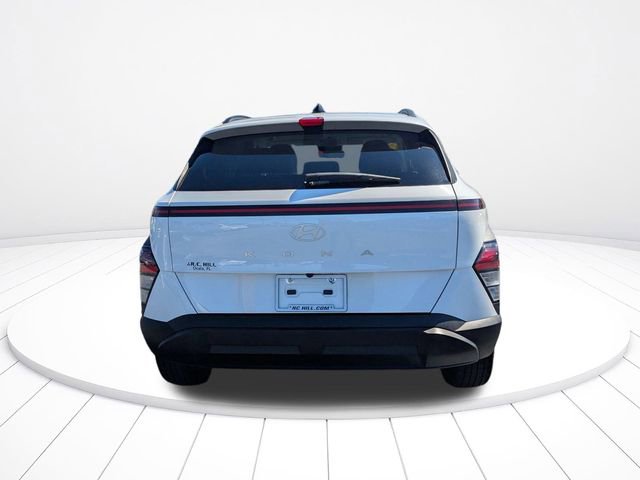 Used 2024 Hyundai Kona SEL image 4