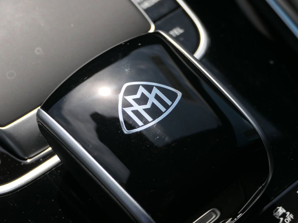 Used 2025 Mercedes-Benz Maybach GLS 600 4MATIC image 23