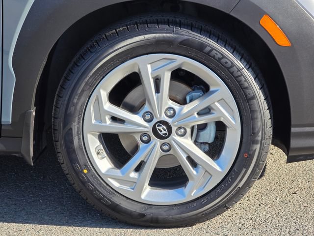Used 2023 Hyundai Kona SEL FWD image 8