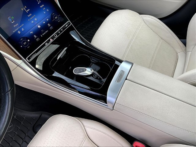 Used 2023 Mercedes-Benz C 300 4MATIC Sedan image 20