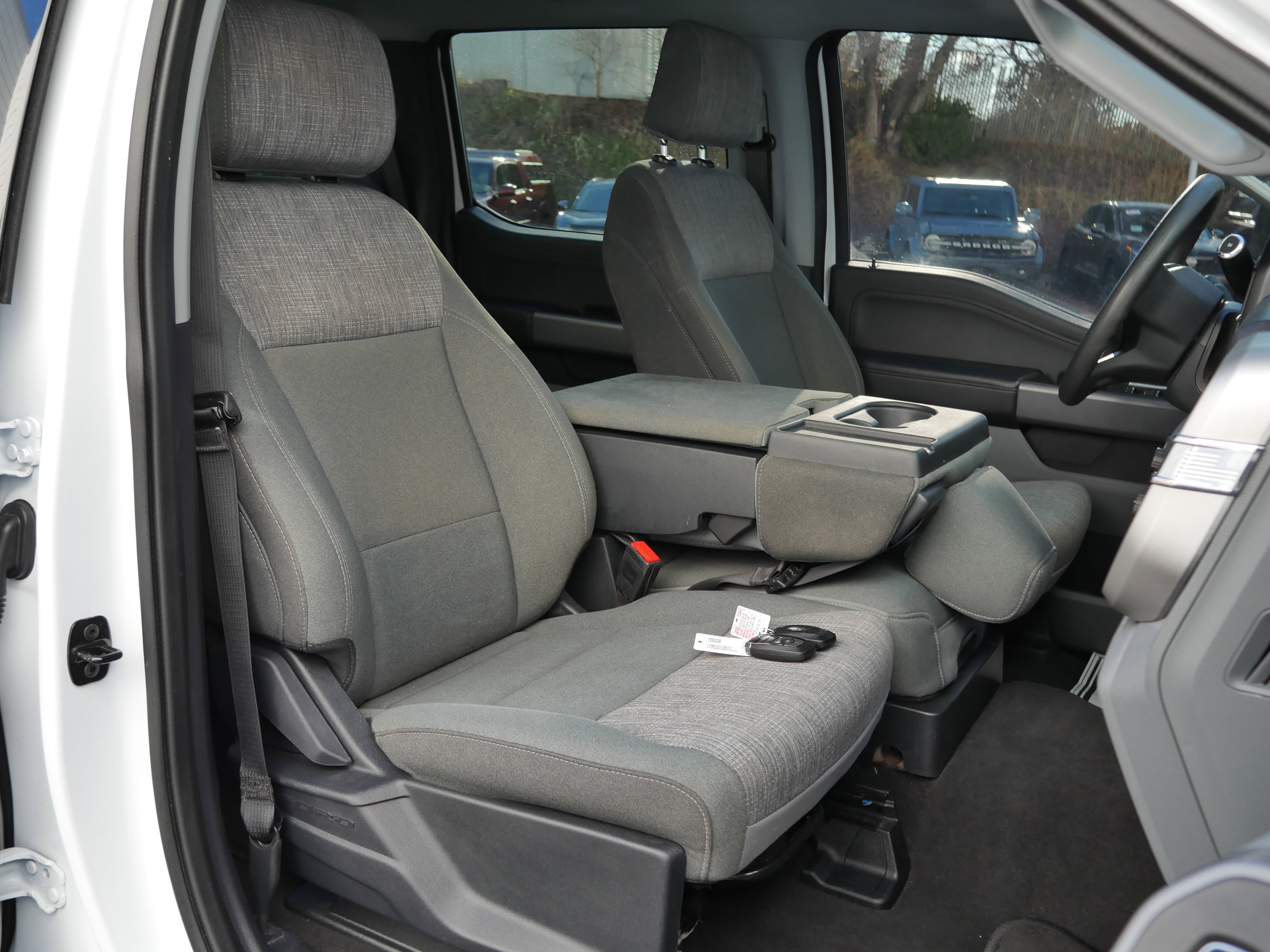 Certified 2024 Ford F250 XLT w/ XLT Premium Package image 29