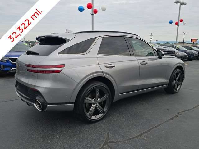 Used 2023 Genesis GV70 2.5T w/ Sport Prestige Package AWD/4WD image 3