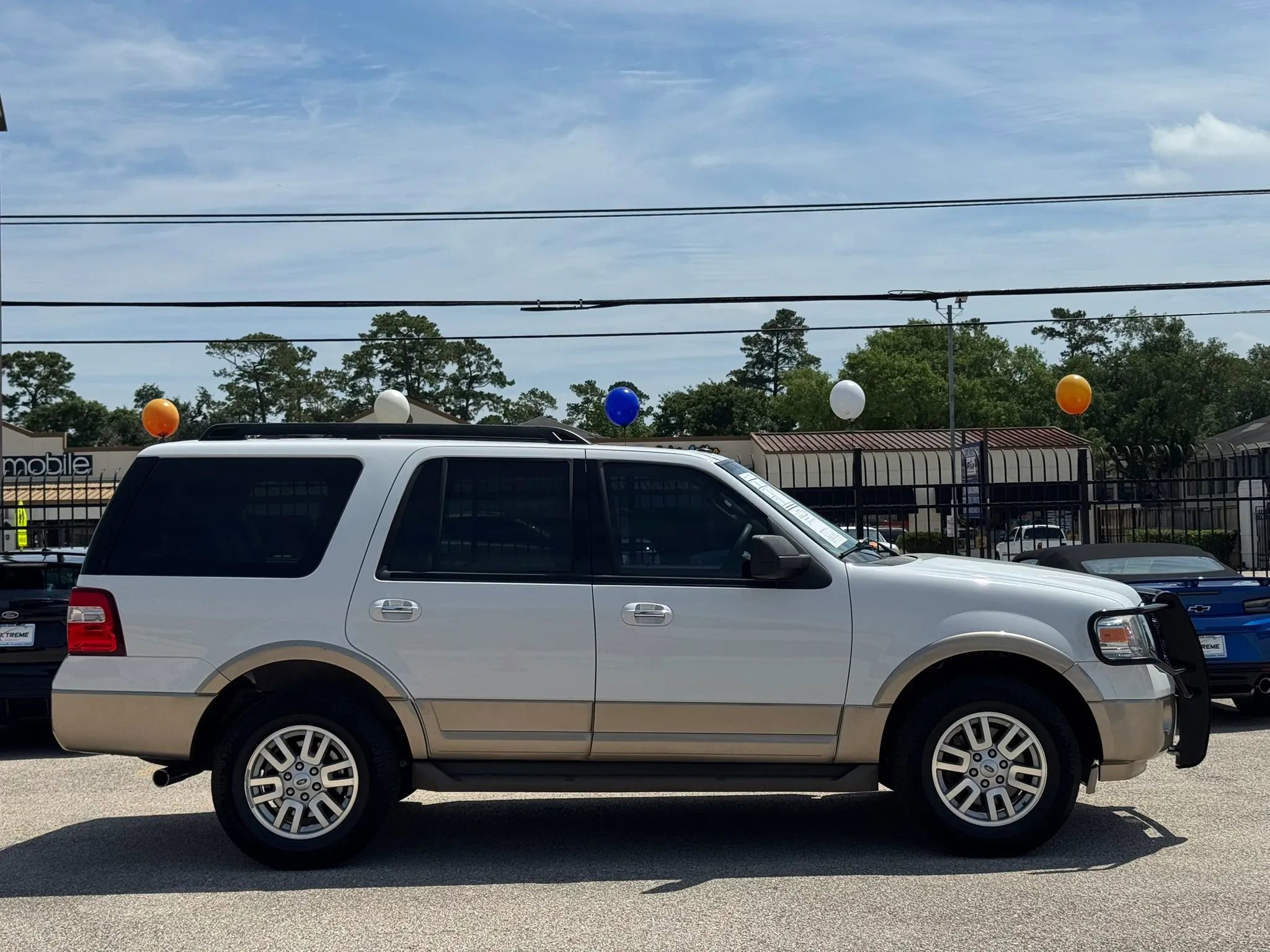 Used 2012 Ford Expedition XLT RWD image 9