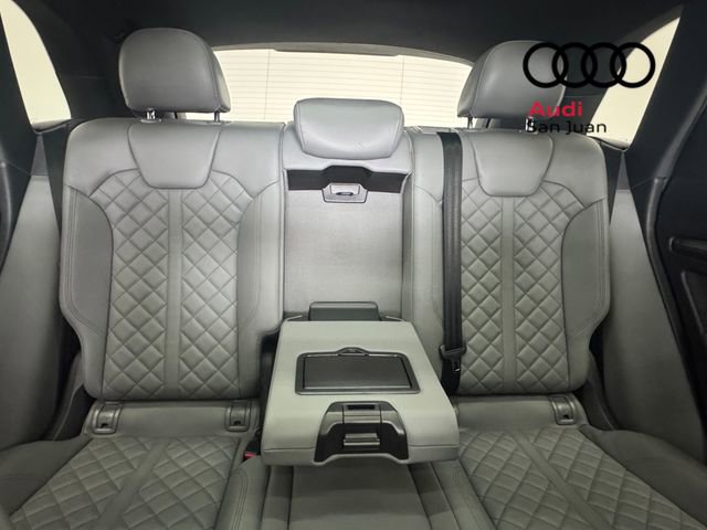 Certified 2018 Audi SQ5 Prestige w/ Prestige Package image 16