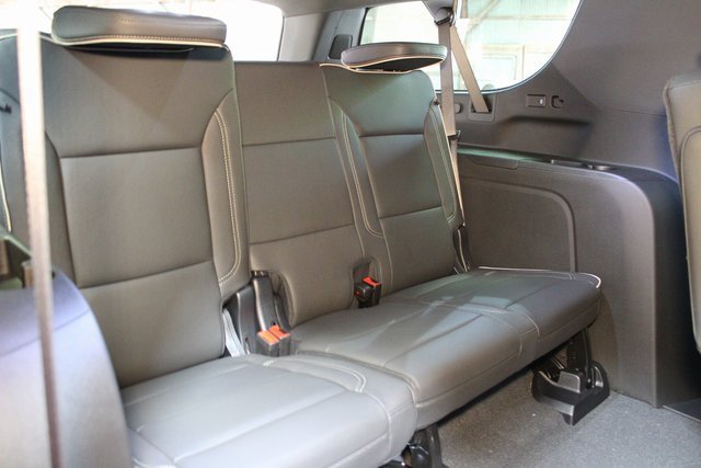 New 2025 Chevrolet Suburban Premier image 14