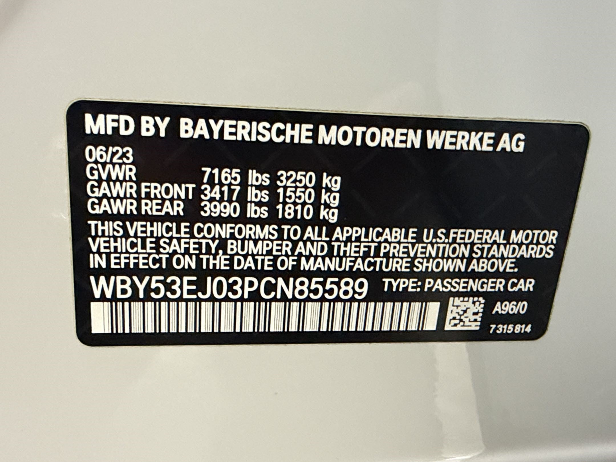 Certified 2023 BMW i7 xDrive60 AWD/4WD image 24