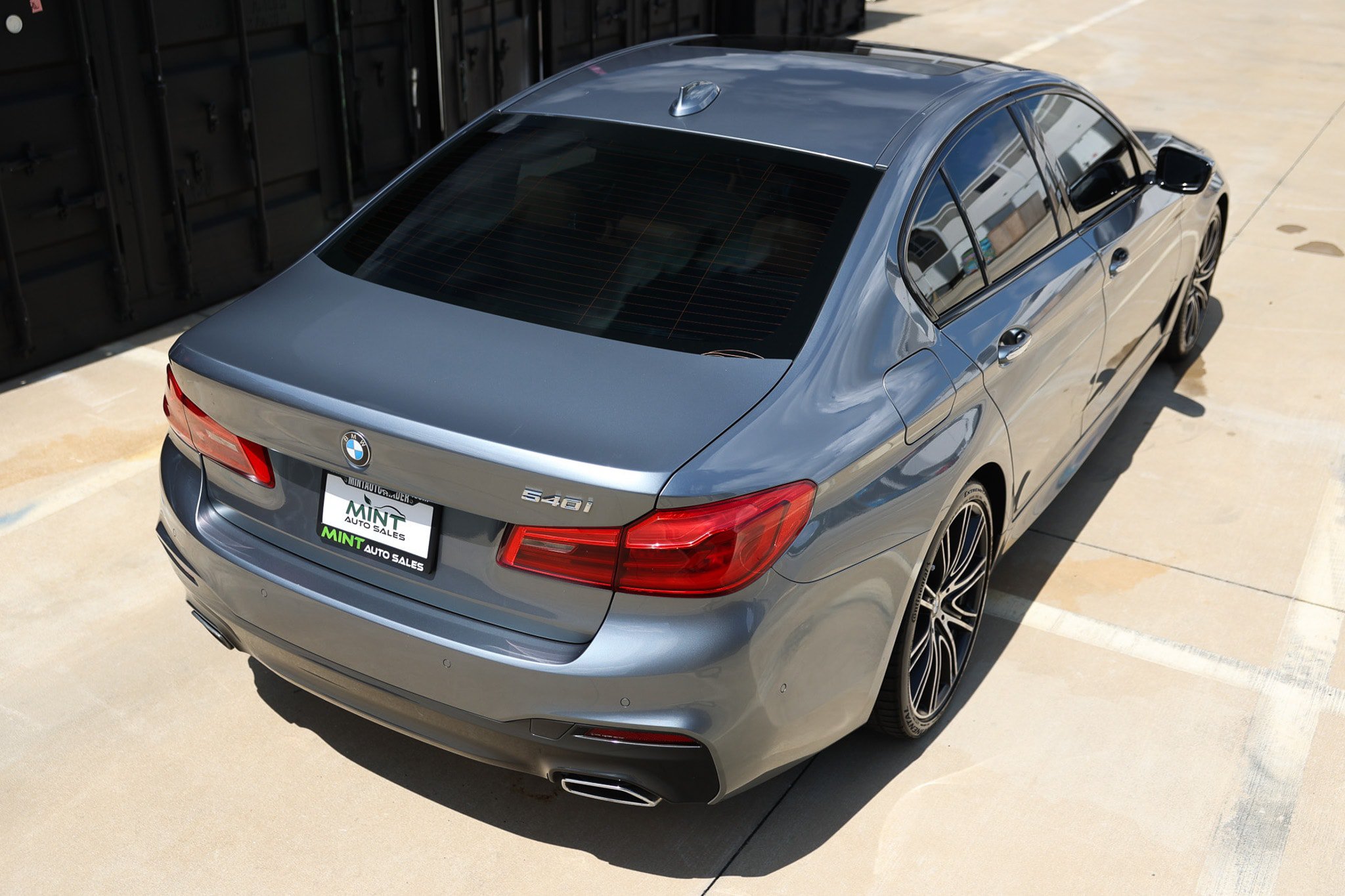 Used 2018 BMW 540i RWD image 15