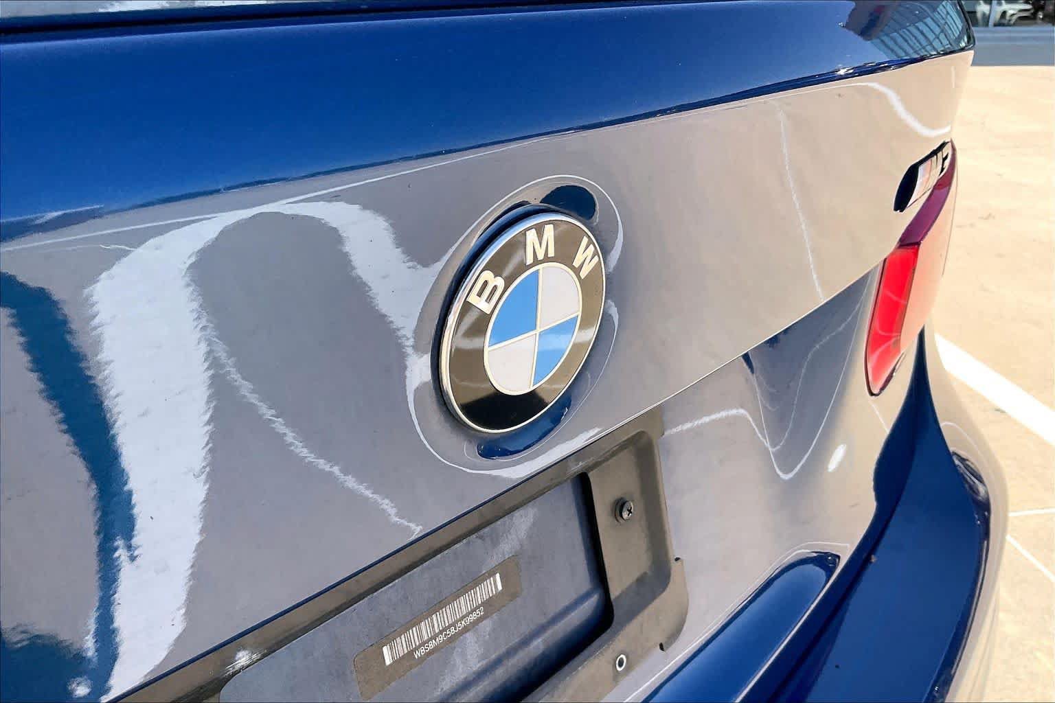 Used 2018 BMW M3 w/ Competition Package RWD image 31