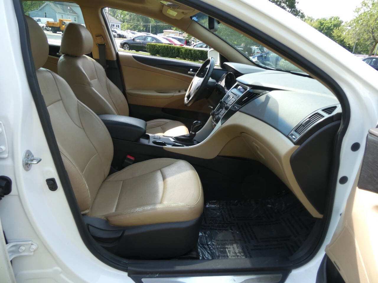 Used 2013 Hyundai Sonata Limited FWD image 24