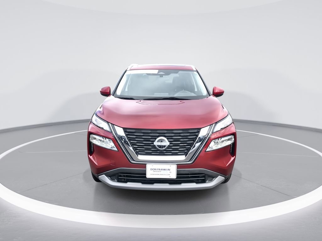 Used 2022 Nissan Rogue SV w/ SV Premium Package image 3
