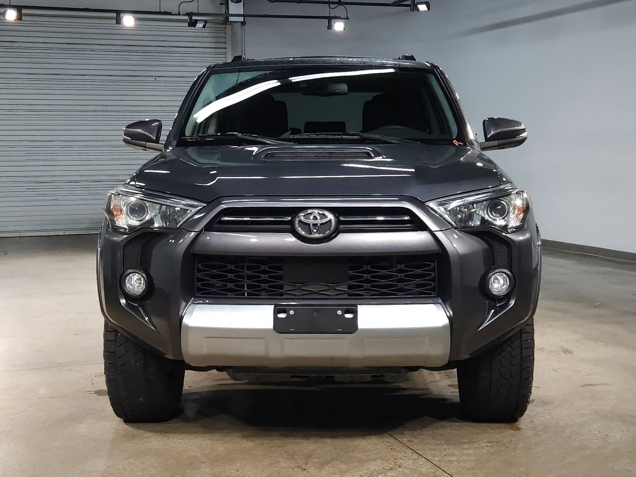 Used 2020 Toyota 4Runner TRD Off-Road Premium image 2