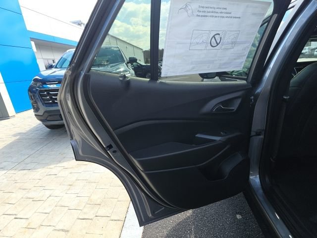 New 2026 Chevrolet Trax ACTIV w/ Sunroof Package image 28