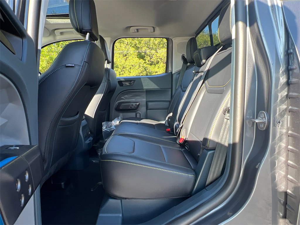 Used 2025 Ford Maverick Lobo image 35