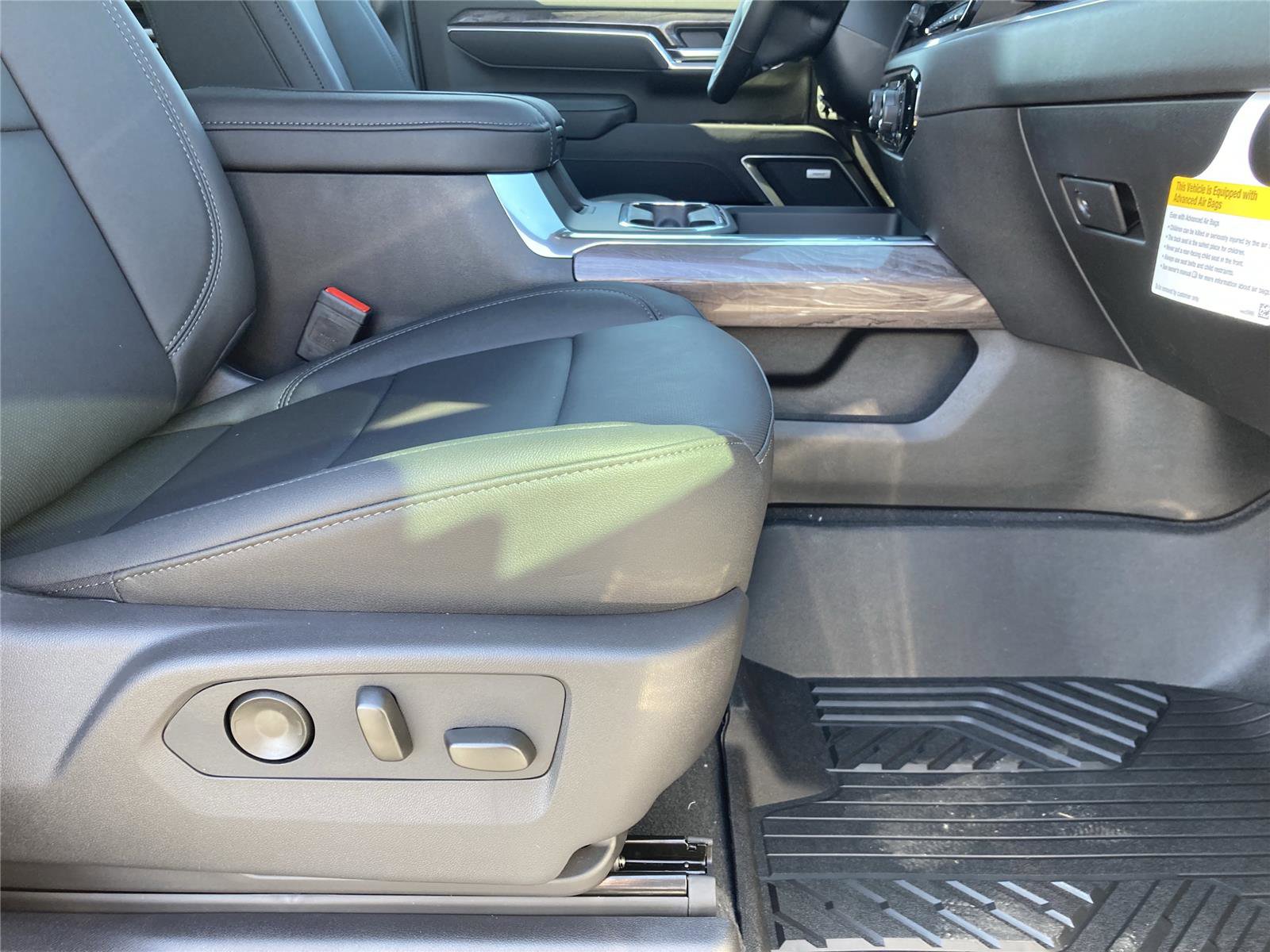 New 2026 Chevrolet Silverado 2500 LTZ w/ LTZ Convenience Package image 15