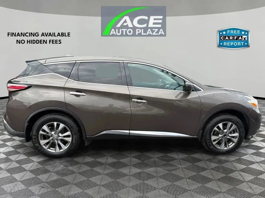 Used 2017 Nissan Murano S image 4
