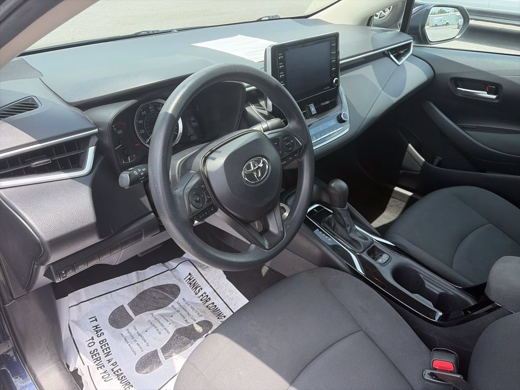 Used 2021 Toyota Corolla LE FWD image 11