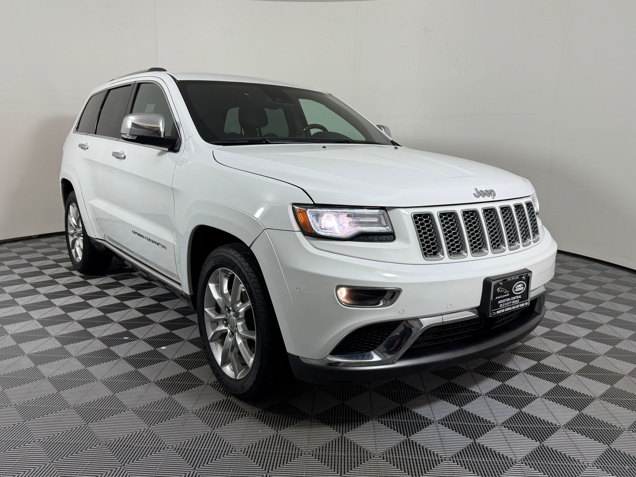 Used 2014 Jeep Grand Cherokee Summit RWD image 6