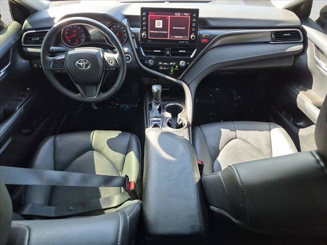 Used 2023 Toyota Camry XSE FWD image 17