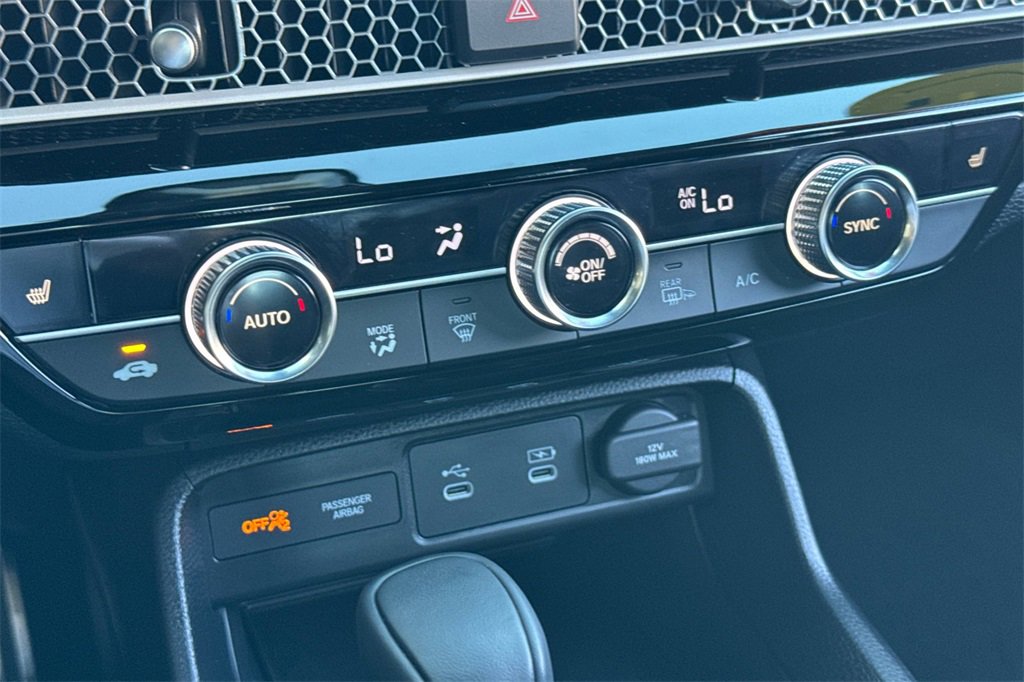 Certified 2025 Honda Civic Sport image 18