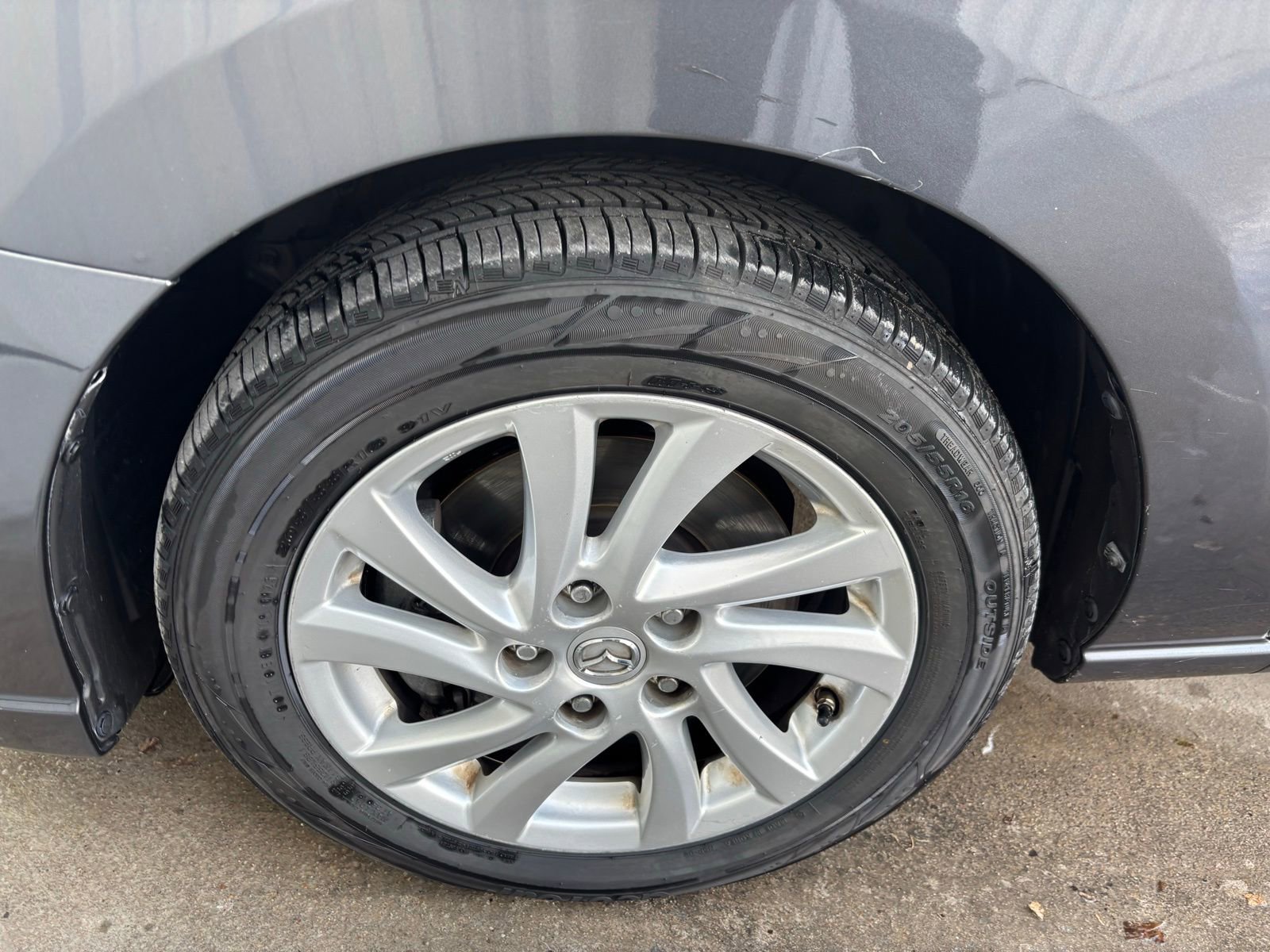 Used 2015 MAZDA MAZDA5 Sport image 11