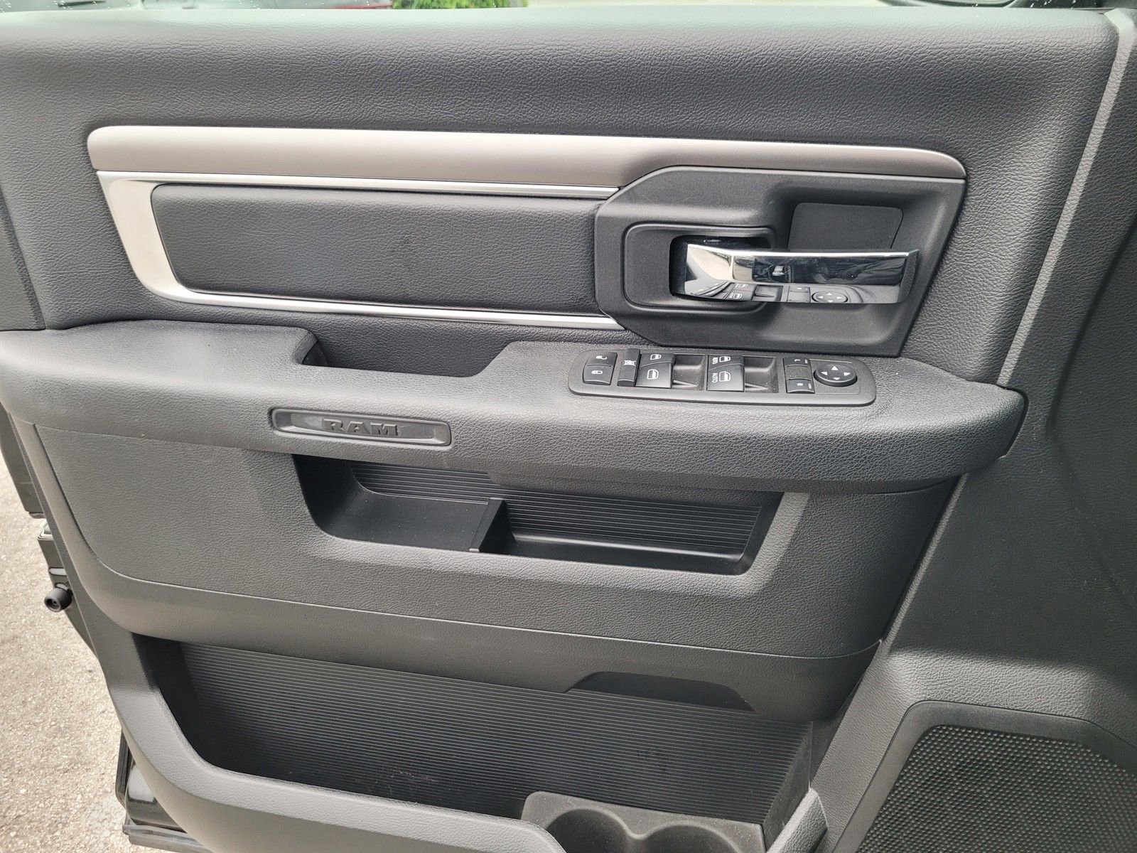 Used 2021 RAM 1500 Classic Warlock w/ Electronics Group image 26