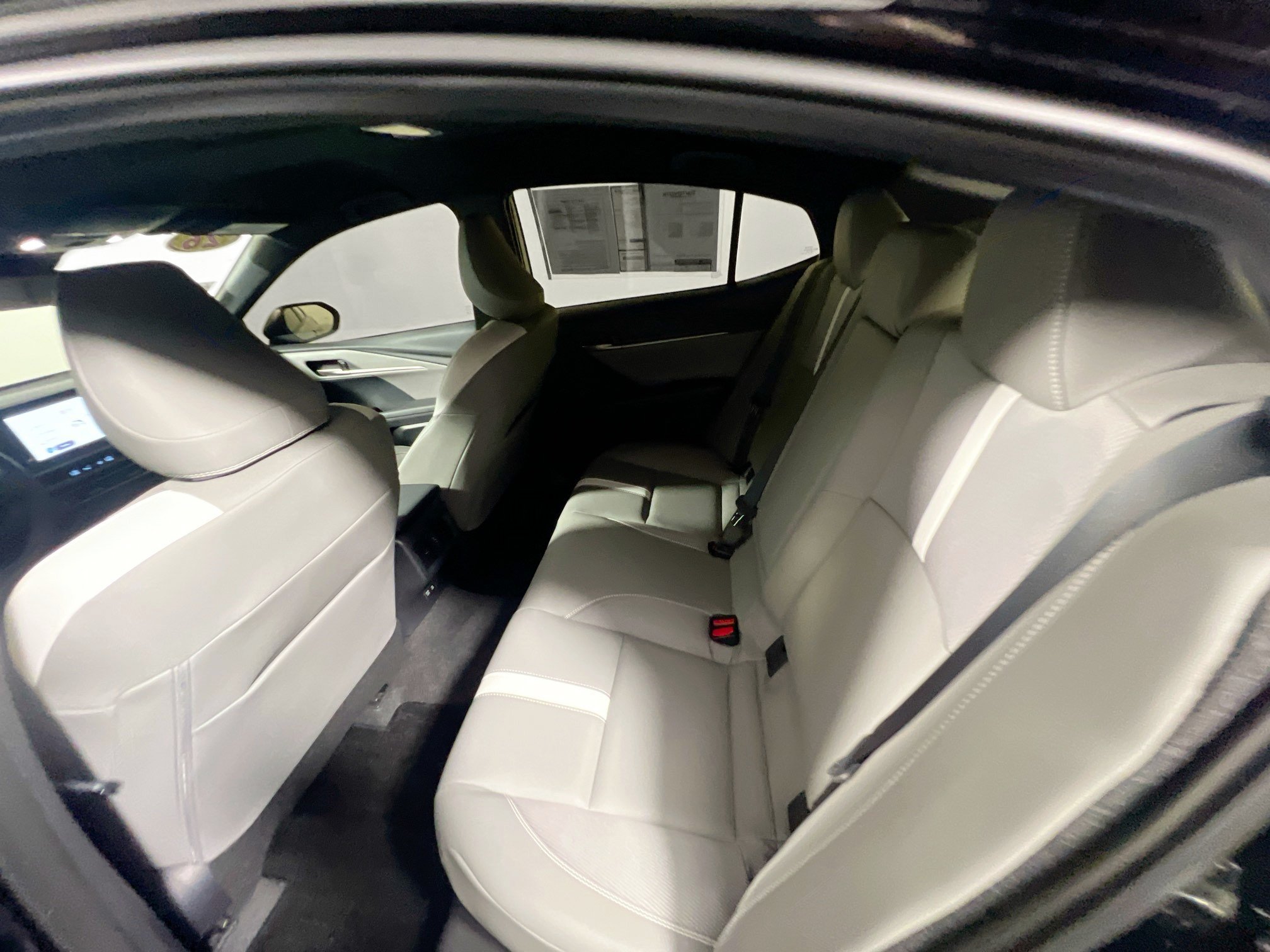 Used 2026 Toyota Camry SE FWD image 28