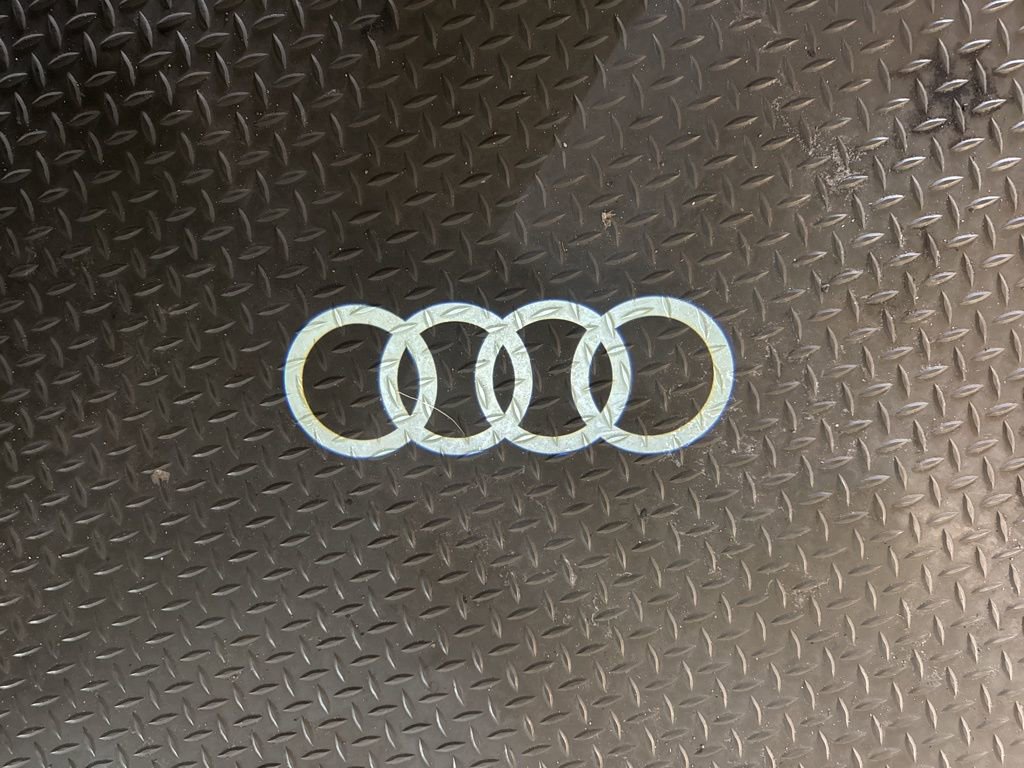 Used 2025 Audi Q5 Premium w/ Convenience Package image 6