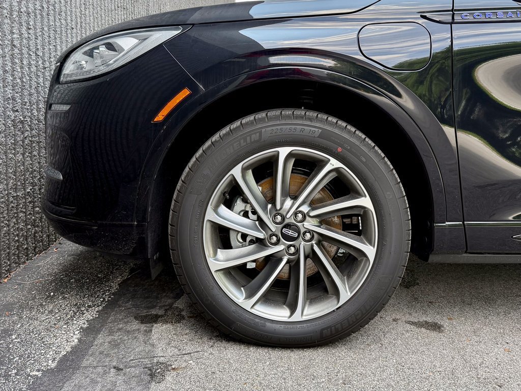 New 2025 Lincoln Corsair Grand Touring AWD/4WD image 37