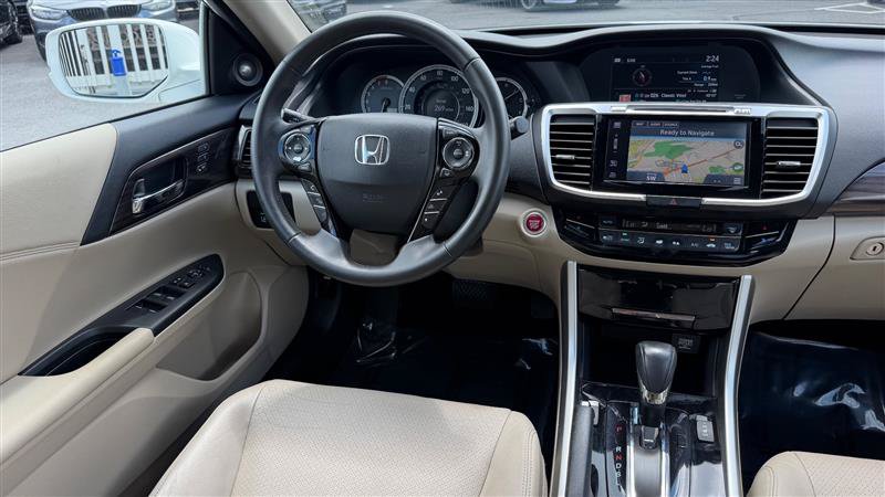 Used 2016 Honda Accord EX-L image 18