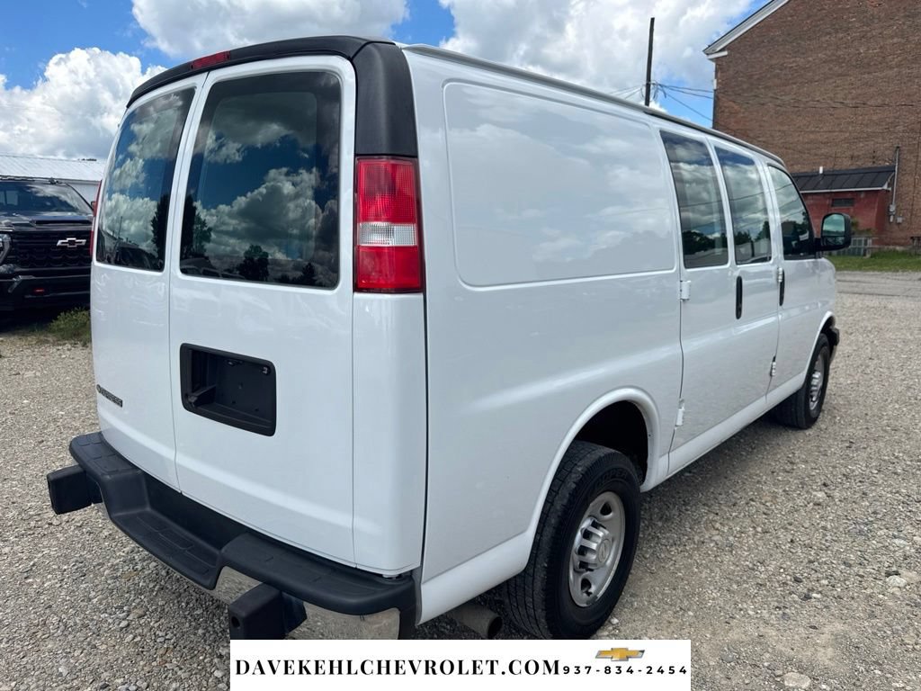 Used 2019 Chevrolet Express 2500 w/ Driver Convenience Package RWD image 6