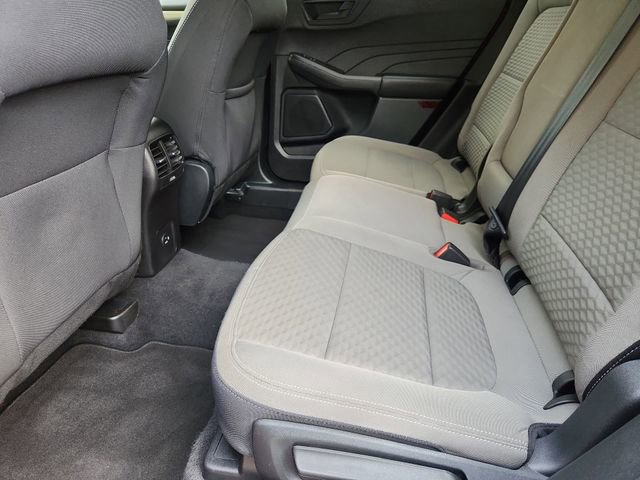 Used 2022 Ford Escape SE w/ SE Sport Appearance Package FWD image 24