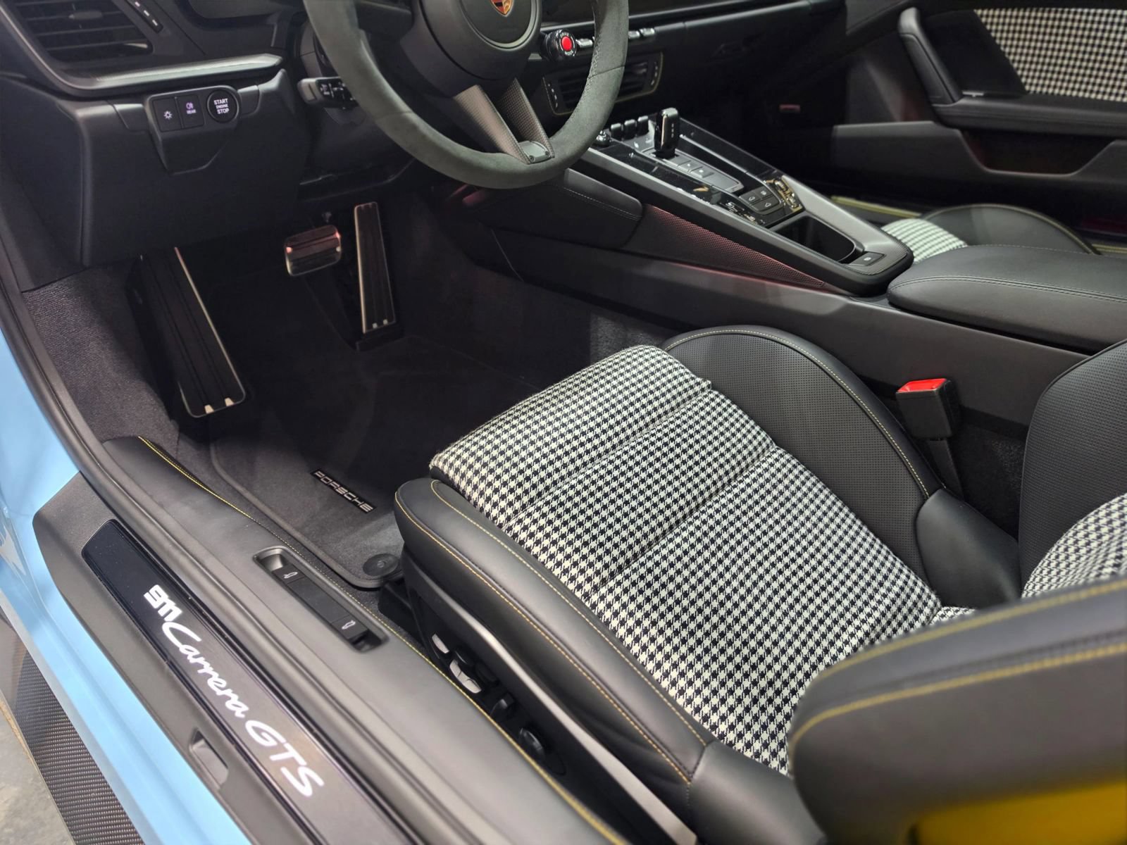 Used 2026 Porsche 911 GTS image 92