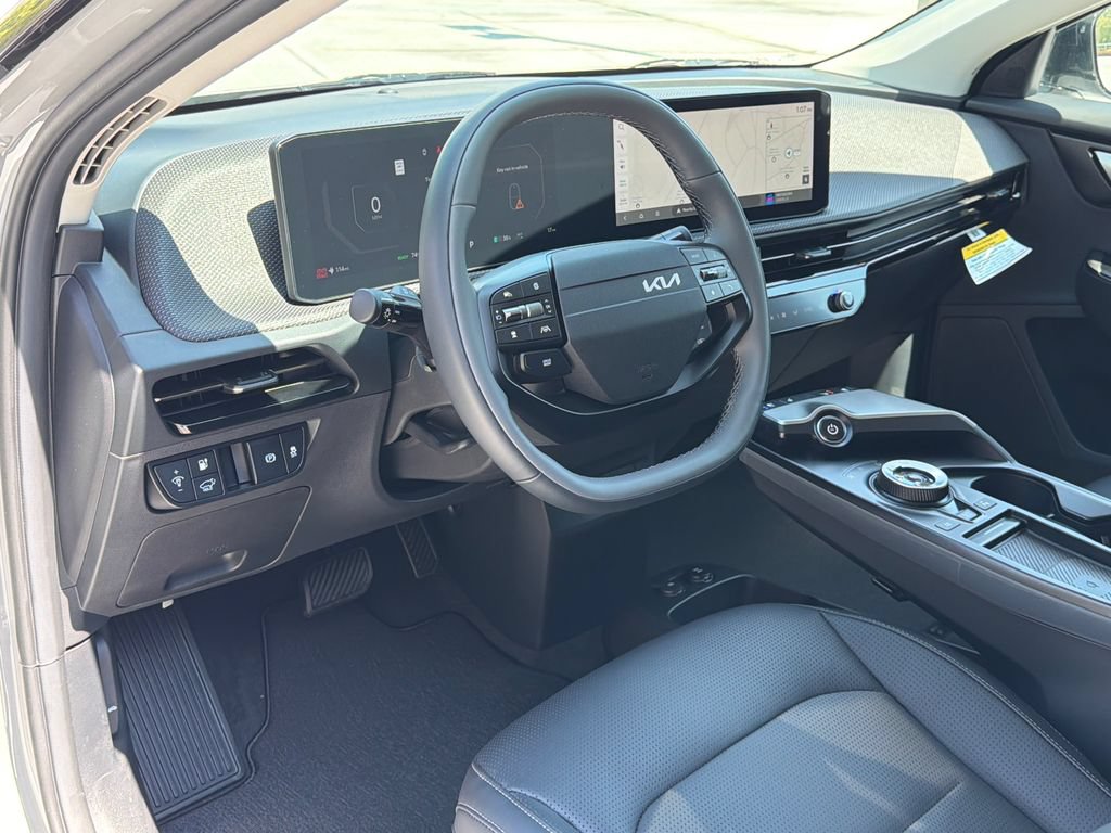 New 2026 Kia EV6 Wind RWD image 16