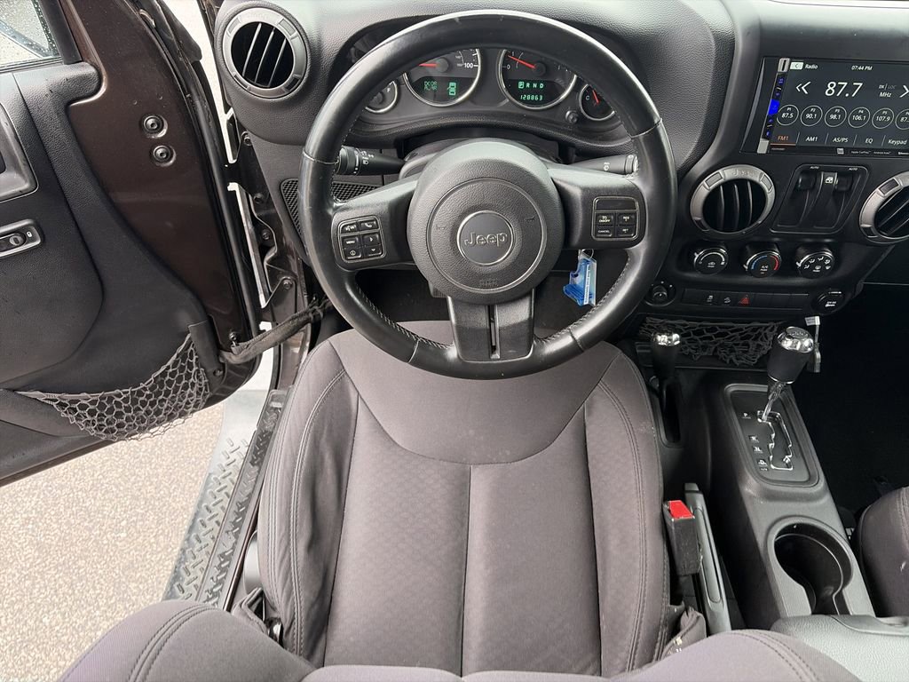 Used 2013 Jeep Wrangler Sport AWD/4WD image 15