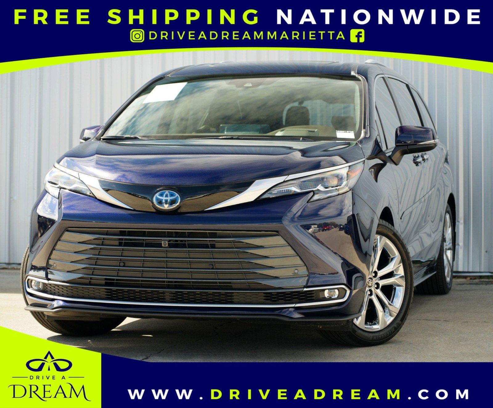 Used 2024 Toyota Sienna Platinum image 1