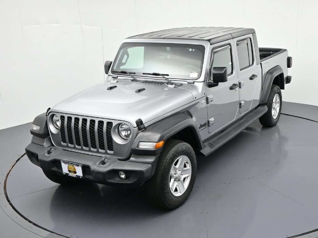 Used 2020 Jeep Gladiator Sport w/ Quick Order Package 24S AWD/4WD image 17