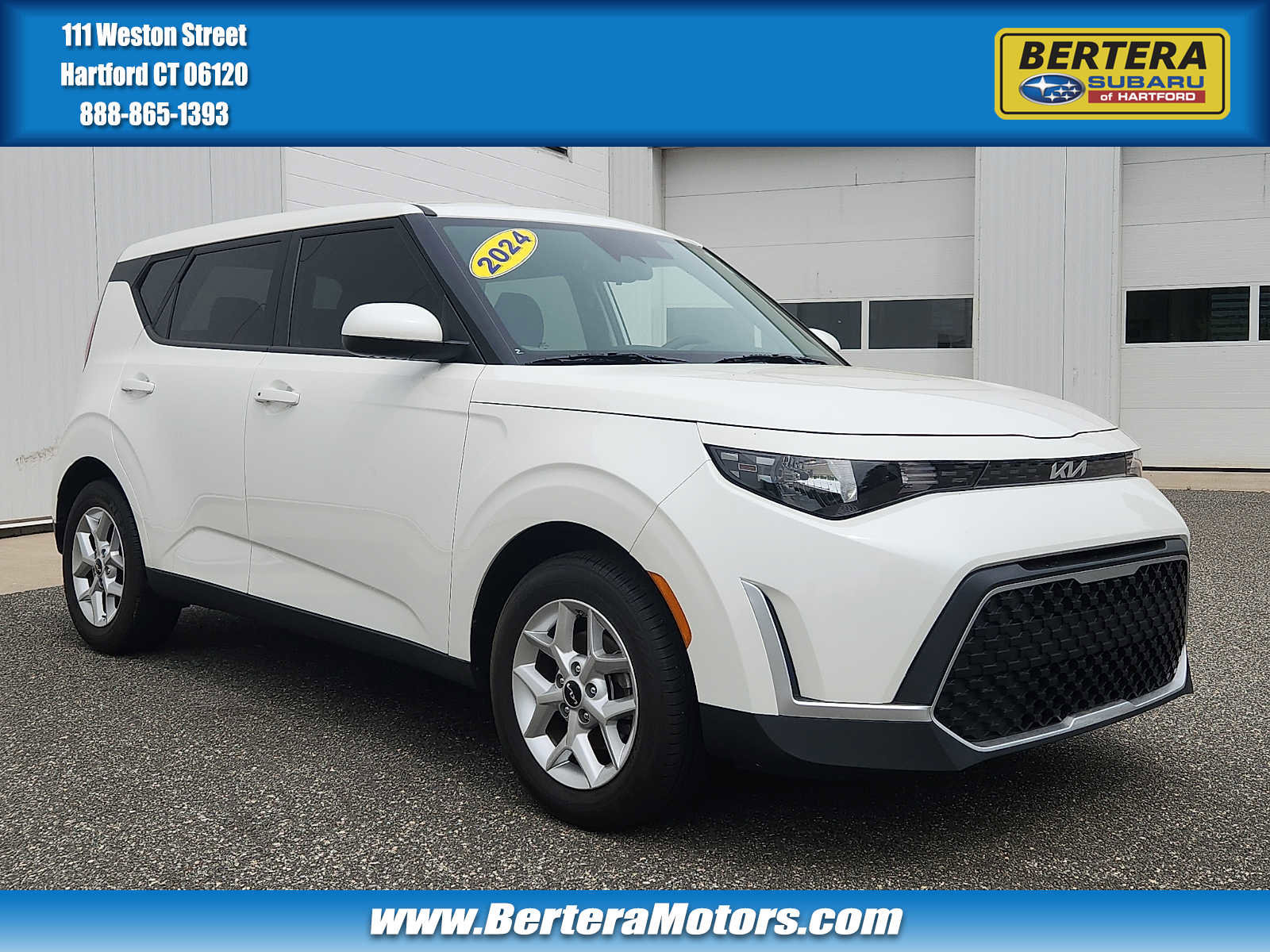 Used 2024 Kia Soul S FWD image 1