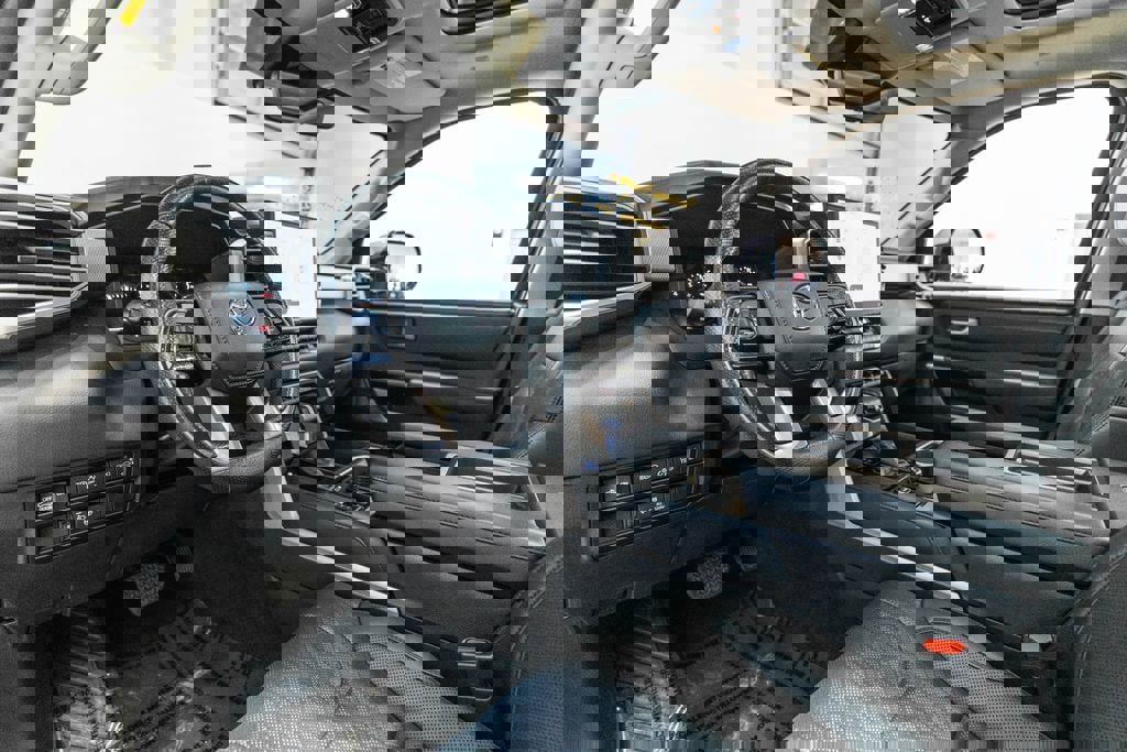 Used 2023 Toyota Tundra Limited w/ Power Package image 4