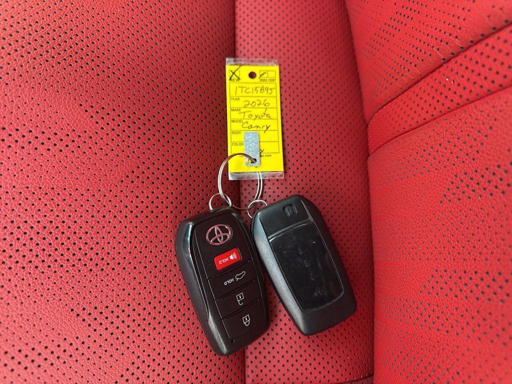 Used 2026 Toyota Camry XSE FWD image 30