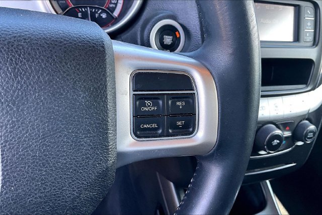 Used 2017 Dodge Journey SXT w/ Premium Group AWD/4WD image 18