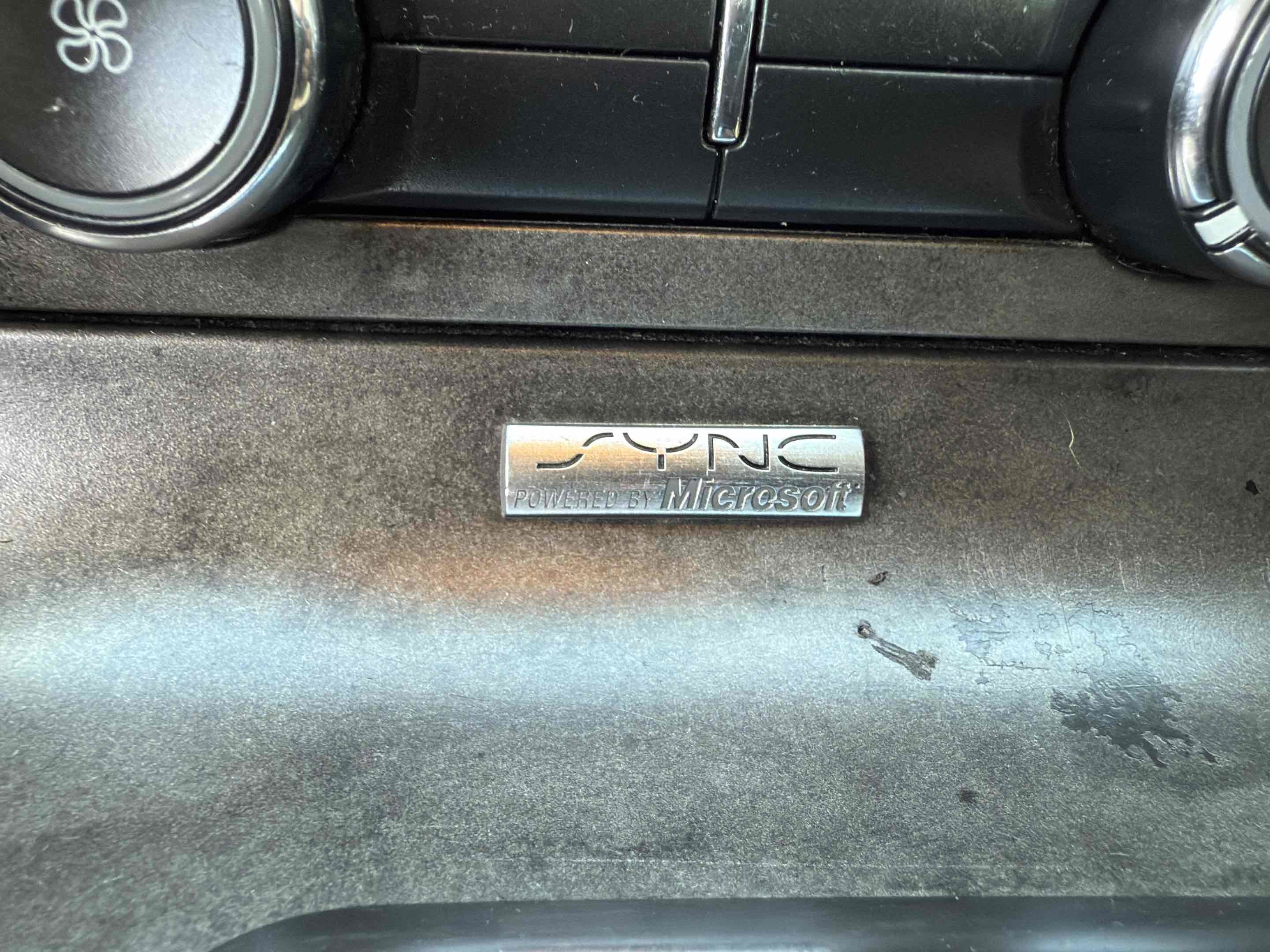 Used 2010 Ford Mustang Premium image 36