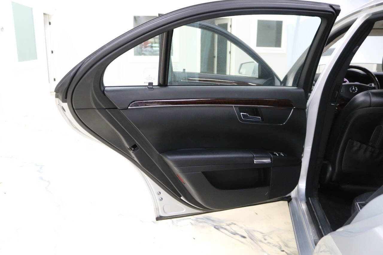 Used 2013 Mercedes-Benz S 550 4MATIC image 87