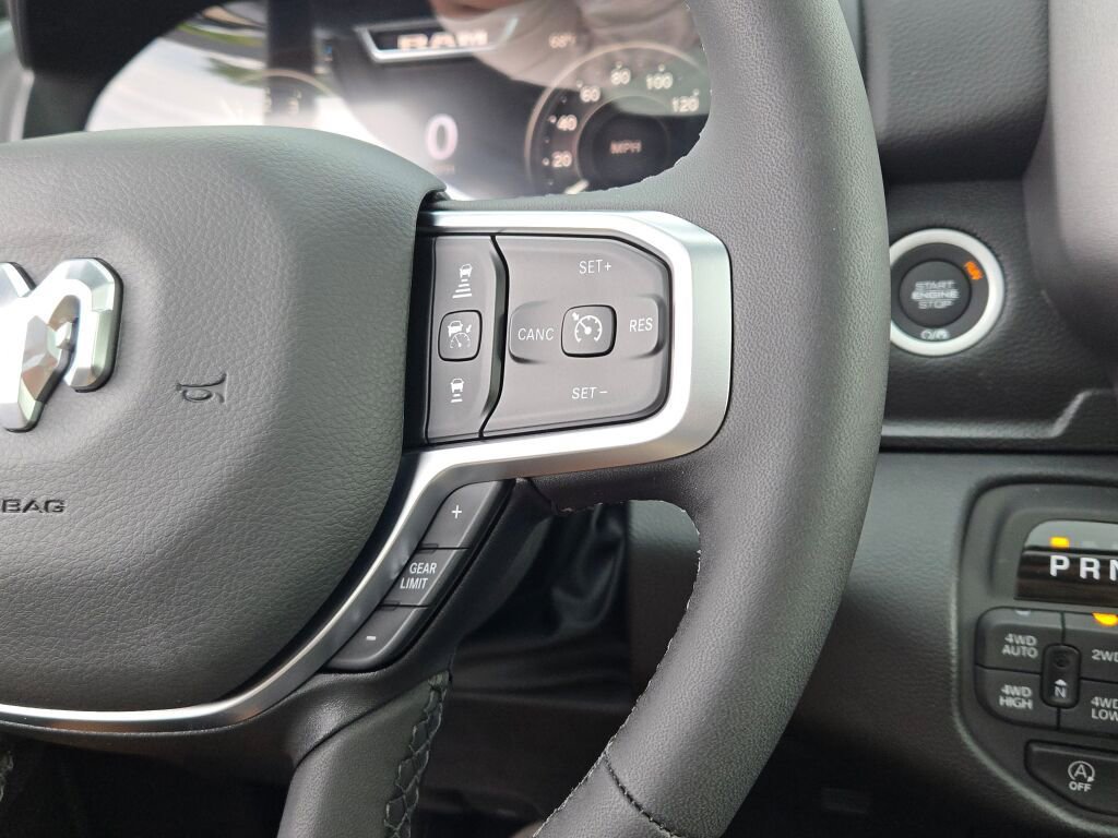 New 2026 RAM 1500 4x4 Crew Cab image 30