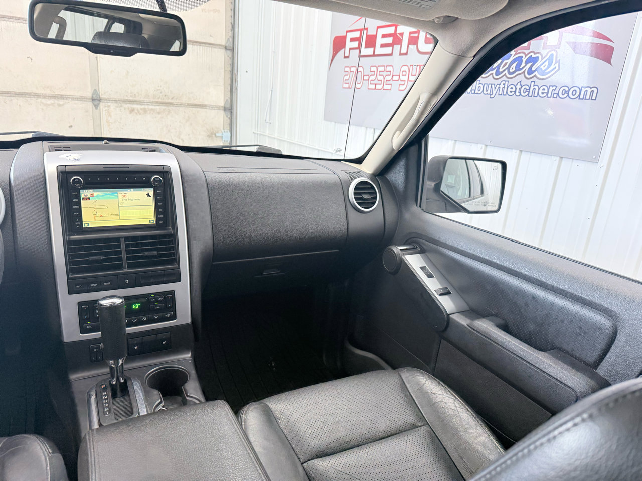 Used 2010 Mercury Mountaineer Premier image 25
