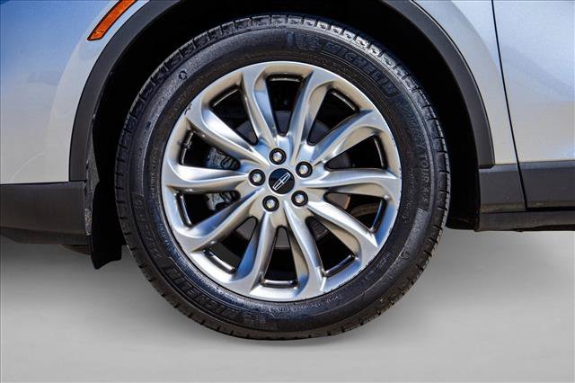 Used 2022 Lincoln Corsair AWD w/ Premium Package image 9