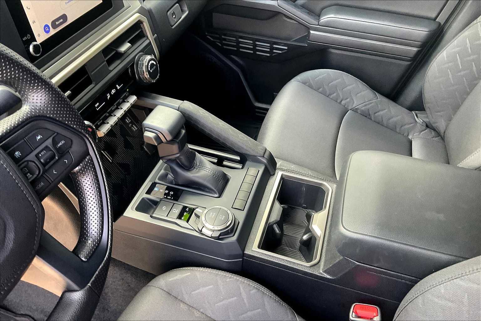 Used 2025 Toyota Tacoma SR5 image 15
